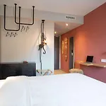 Ibis Styles Otel 3*